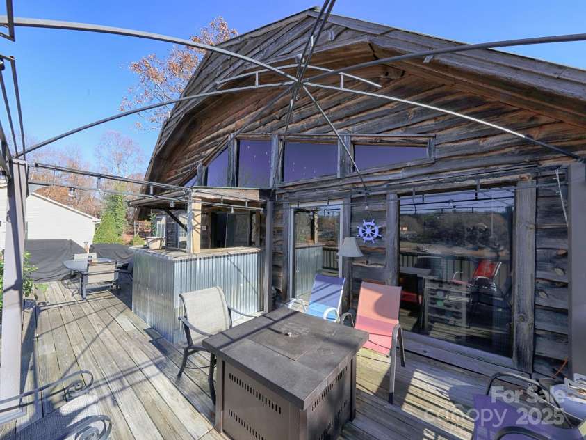 6860 Shade Tree Lane, Sherrills Ford, NC 28673.  MLS# CAR4087188, YatesRealty ID 1348. 