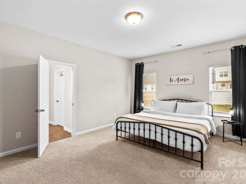 507 Oak Brook Drive, Salisbury, NC 28146.  MLS# CAR4349953, YatesRealty ID 13480. 