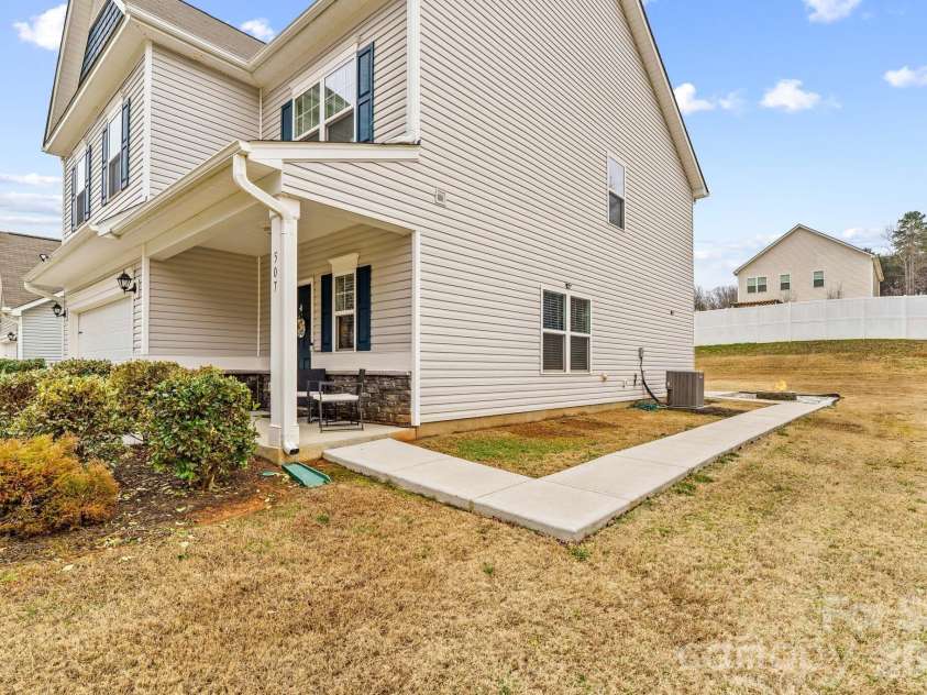 507 Oak Brook Drive, Salisbury, NC 28146.  MLS# CAR4349953, YatesRealty ID 13480. 
