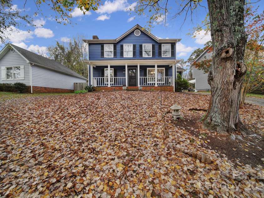 6934 Spring Morning Lane, Charlotte, NC 28227.  MLS# CAR4195967, YatesRealty ID 13480. 