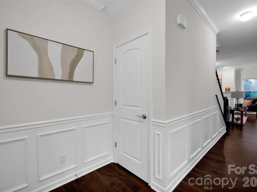5054 Stonehill Lane, Matthews, NC 28104.  MLS# CAR4328292, YatesRealty ID 13482. 