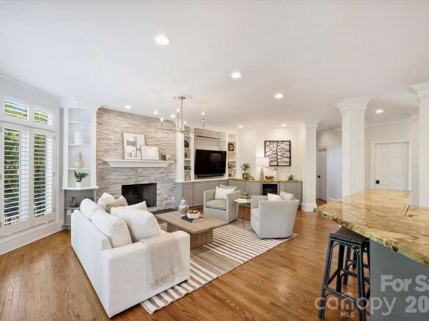 7010 Seton House Lane, Charlotte, NC 28277.  MLS# CAR4369202, YatesRealty ID 13483. 