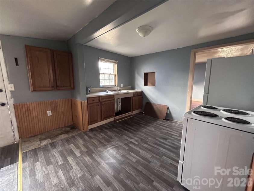 1409 Laboratory Road, Lincolnton, NC 28092.  MLS# CAR4347164, YatesRealty ID 13484. 