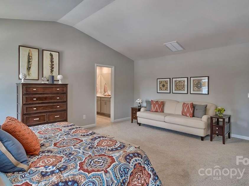 8073 Kennesaw Drive, Gastonia, NC 28056.  MLS# CAR4231578, YatesRealty ID 13484. PHOTOS REPRESENTATIVE.