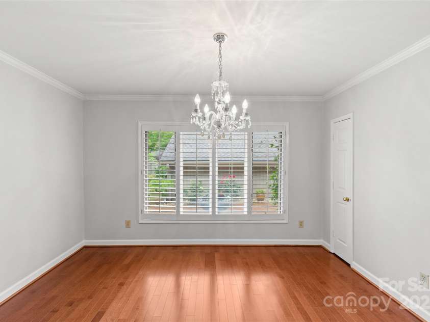 5306 Sandtrap Lane, Charlotte, NC 28226.  MLS# CAR4249354, YatesRealty ID 13485. 