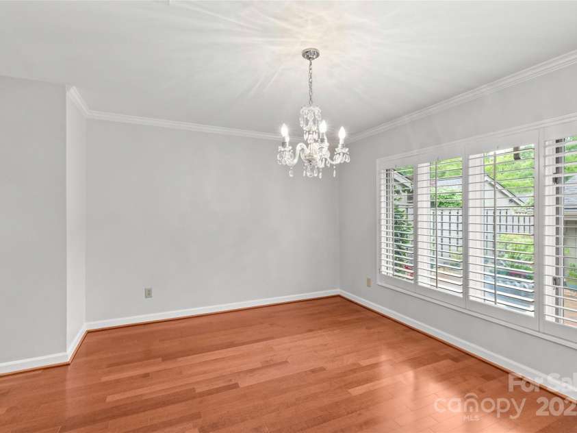 5306 Sandtrap Lane, Charlotte, NC 28226.  MLS# CAR4249354, YatesRealty ID 13485. 