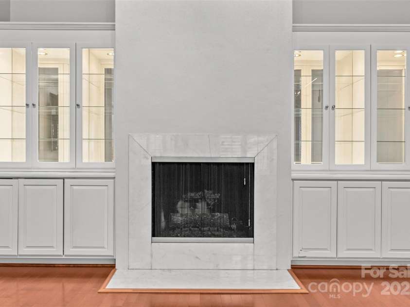 5306 Sandtrap Lane, Charlotte, NC 28226.  MLS# CAR4249354, YatesRealty ID 13485. 