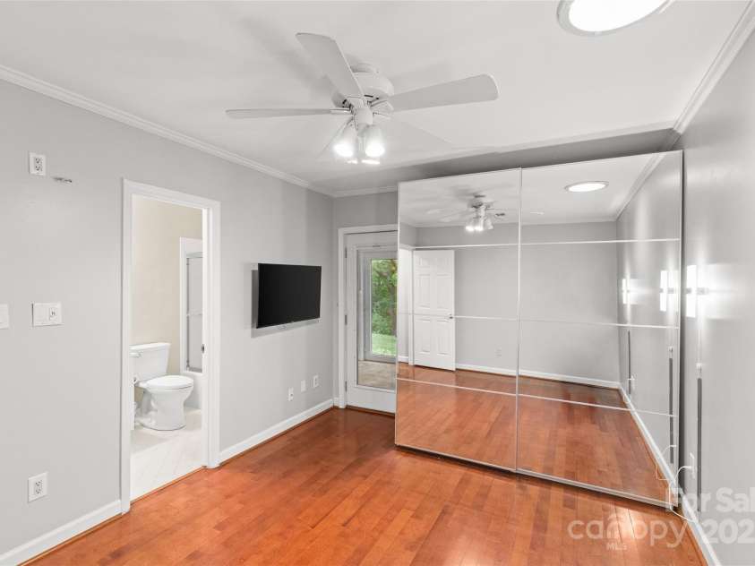 5306 Sandtrap Lane, Charlotte, NC 28226.  MLS# CAR4249354, YatesRealty ID 13485. 