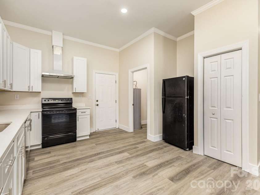 1205 Lafayette Street, Shelby, NC 28152.  MLS# CAR4309488, YatesRealty ID 13487. 