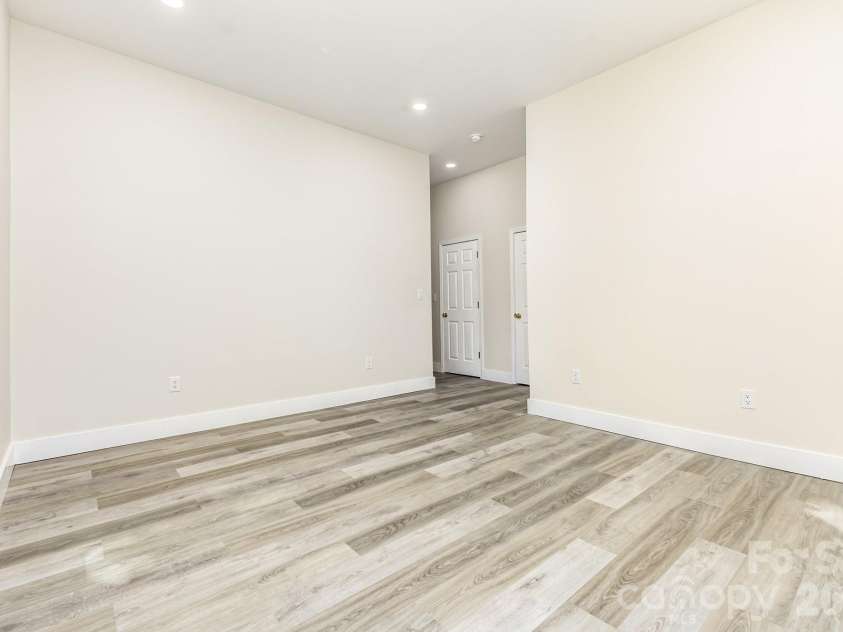 1205 Lafayette Street, Shelby, NC 28152.  MLS# CAR4309488, YatesRealty ID 13487. 