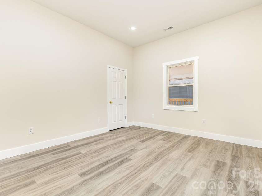 1205 Lafayette Street, Shelby, NC 28152.  MLS# CAR4309488, YatesRealty ID 13487. 