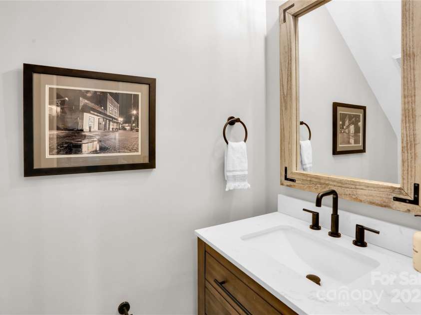 7814 Knox Ridge Road, Huntersville, NC 28078.  MLS# CAR4252077, YatesRealty ID 13488. 