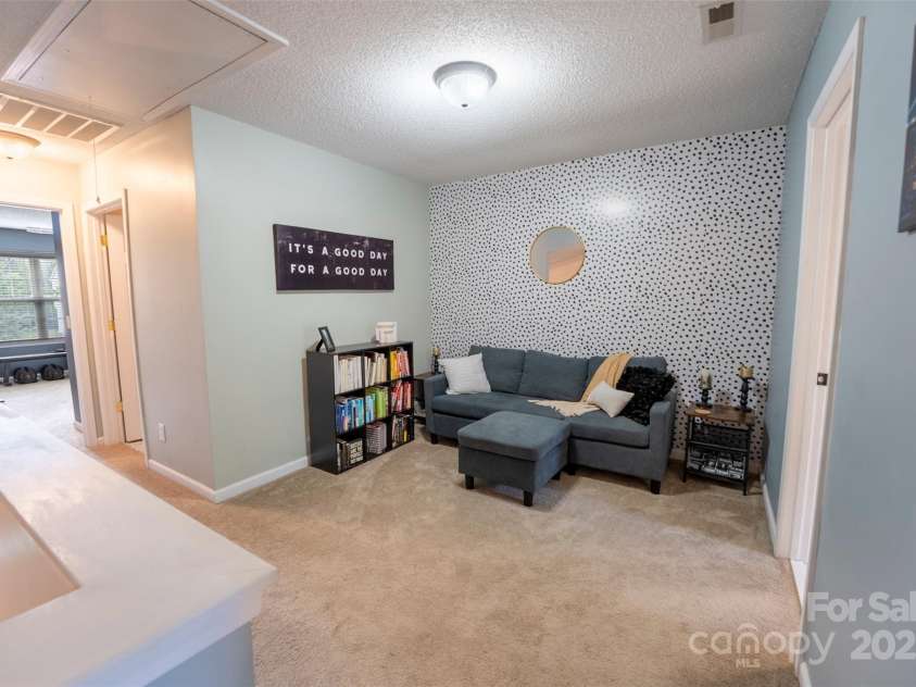 3412 Summerfield Ridge Lane, Matthews, NC 28105.  MLS# CAR4252402, YatesRealty ID 13489. Loft on upper level