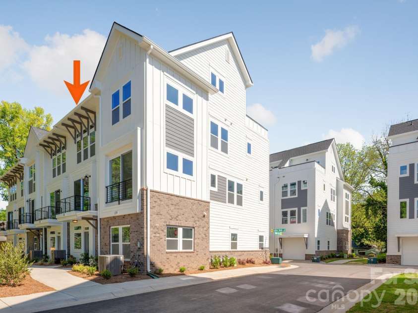 1217 34th Street, Charlotte, NC 28205.  MLS# CAR4139009, YatesRealty ID 1349. 