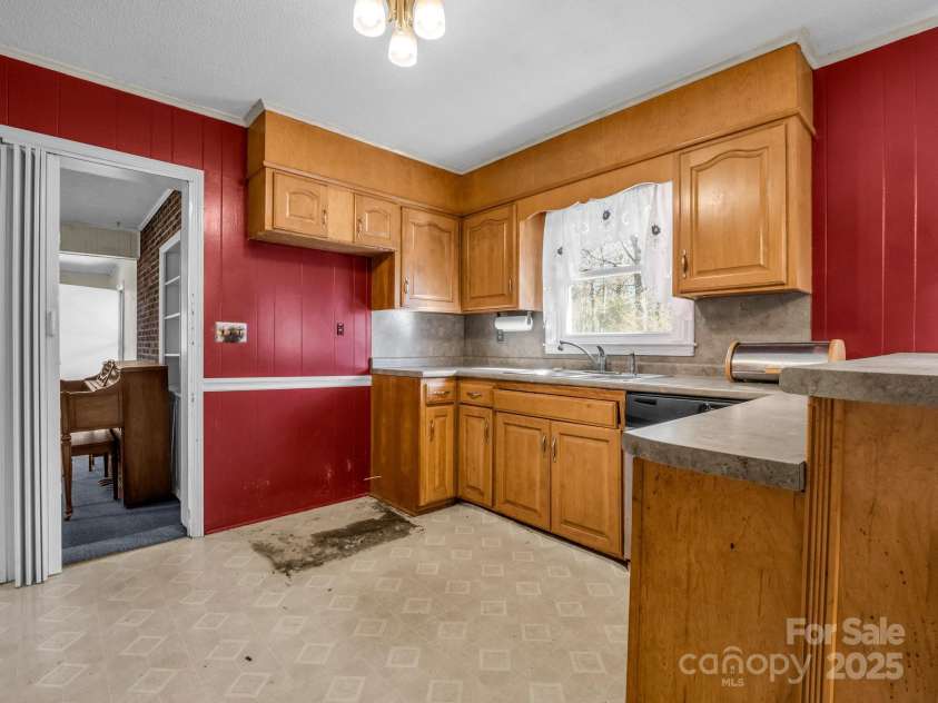 127 Mapp Street, Spindale, NC 28160.  MLS# CAR4224100, YatesRealty ID 1349. 