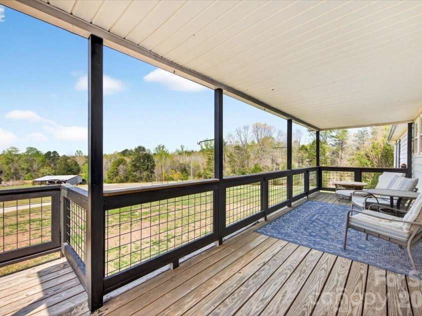 4624 Olivers Cross Road, Maiden, NC 28650.  MLS# CAR4356144, YatesRealty ID 13490. 