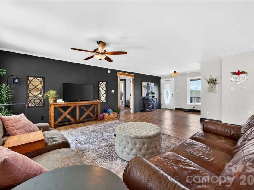 4624 Olivers Cross Road, Maiden, NC 28650.  MLS# CAR4356144, YatesRealty ID 13490. 