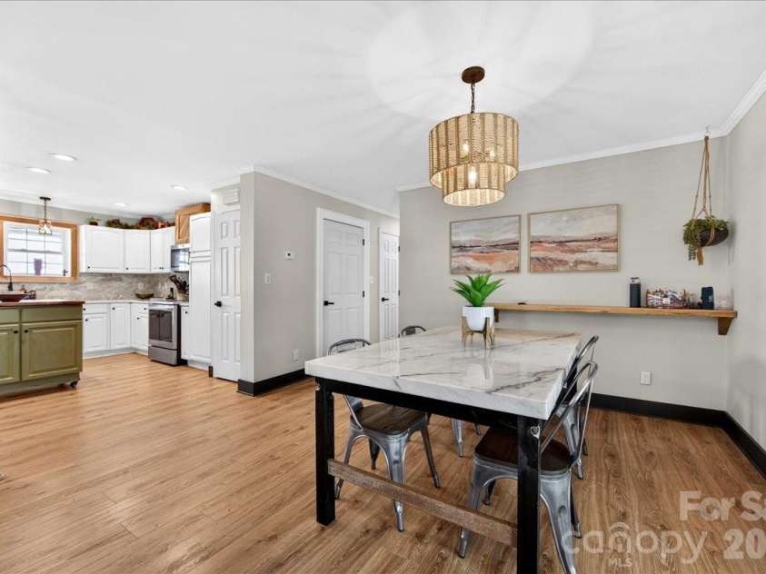 4624 Olivers Cross Road, Maiden, NC 28650.  MLS# CAR4356144, YatesRealty ID 13490. 