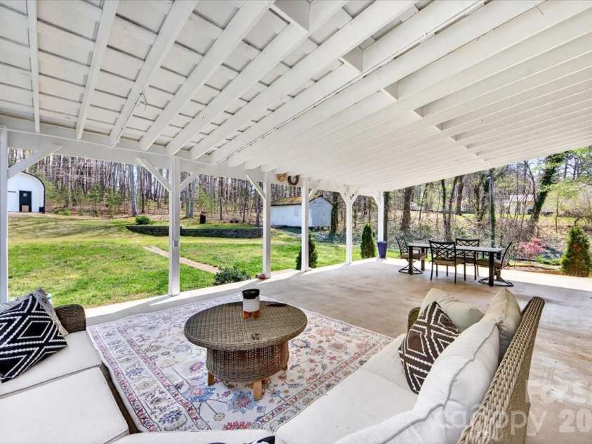 4624 Olivers Cross Road, Maiden, NC 28650.  MLS# CAR4356144, YatesRealty ID 13490. 