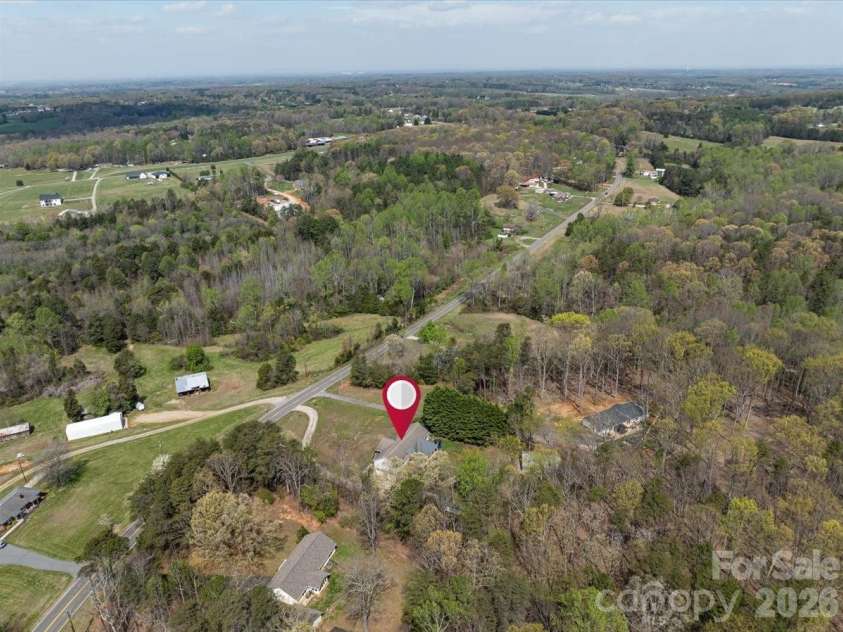 4624 Olivers Cross Road, Maiden, NC 28650.  MLS# CAR4356144, YatesRealty ID 13490. 