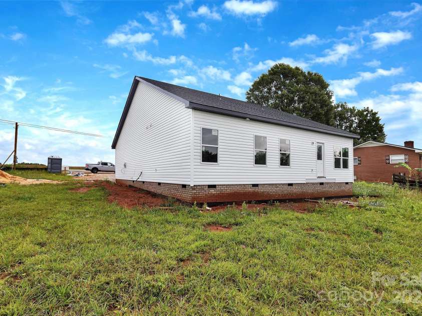 8455 NC 152 Highway, Mooresville, NC 28115.  MLS# CAR4234438, YatesRealty ID 13490. Current Status as of 6-13-25