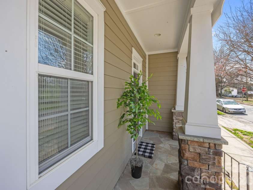821 Herrin Avenue, Charlotte, NC 28205.  MLS# CAR4341670, YatesRealty ID 13492. 