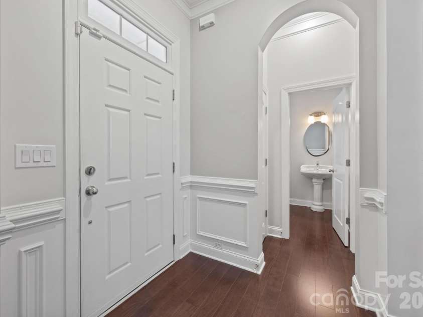 821 Herrin Avenue, Charlotte, NC 28205.  MLS# CAR4341670, YatesRealty ID 13492. 