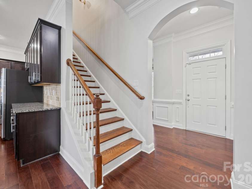 821 Herrin Avenue, Charlotte, NC 28205.  MLS# CAR4341670, YatesRealty ID 13492. 