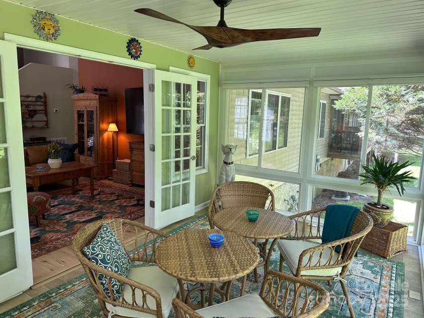 29 Grist Mill Drive, Hendersonville, NC 28739.  MLS# CAR4256586, YatesRealty ID 13494. 