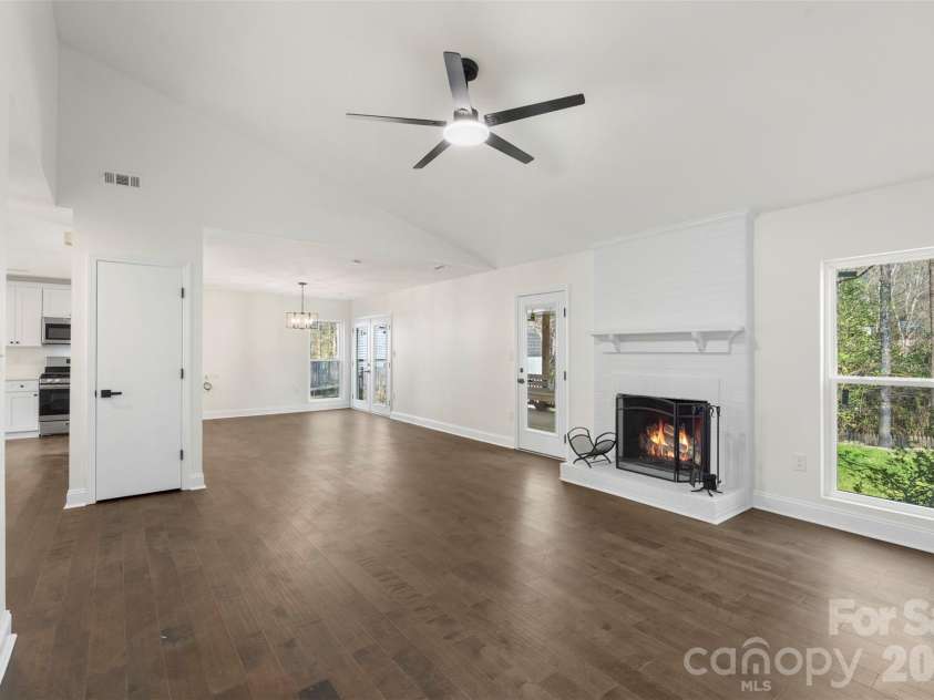 7308 Walterboro Road, Charlotte, NC 28227.  MLS# CAR4364015, YatesRealty ID 13494. 
