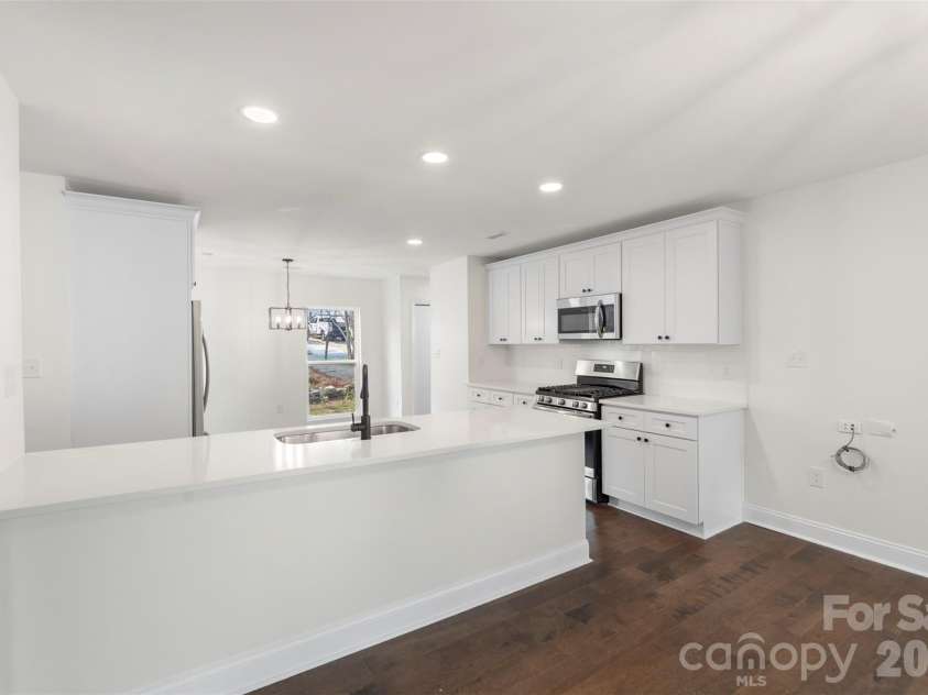7308 Walterboro Road, Charlotte, NC 28227.  MLS# CAR4364015, YatesRealty ID 13494. 