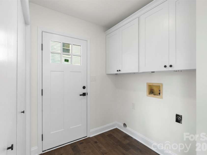 7308 Walterboro Road, Charlotte, NC 28227.  MLS# CAR4364015, YatesRealty ID 13494. 