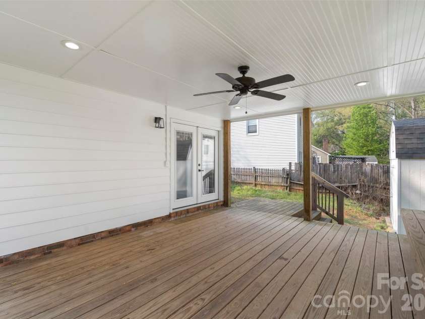 7308 Walterboro Road, Charlotte, NC 28227.  MLS# CAR4364015, YatesRealty ID 13494. 