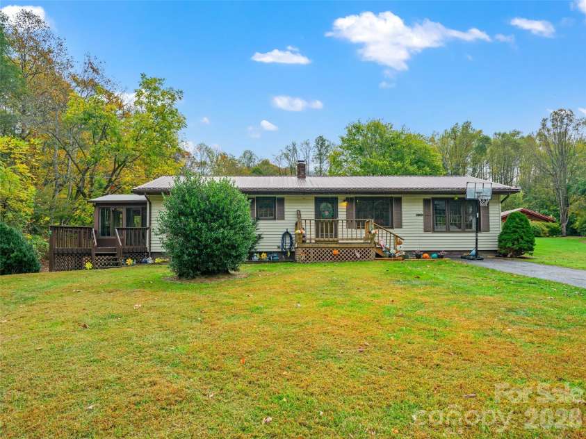 1030 Hughes Gap Road, Bakersville, NC 28705.  MLS# CAR4368276, YatesRealty ID 13496. 