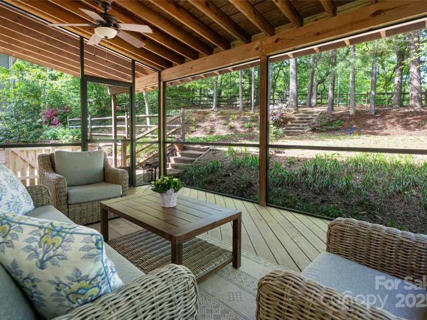 3 Silverstone Drive, Asheville, NC 28805.  MLS# CAR4254609, YatesRealty ID 13496. 