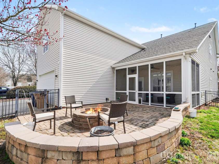 3010 Triple Crown Drive, Indian Trail, NC 28079.  MLS# CAR4354040, YatesRealty ID 13497. 