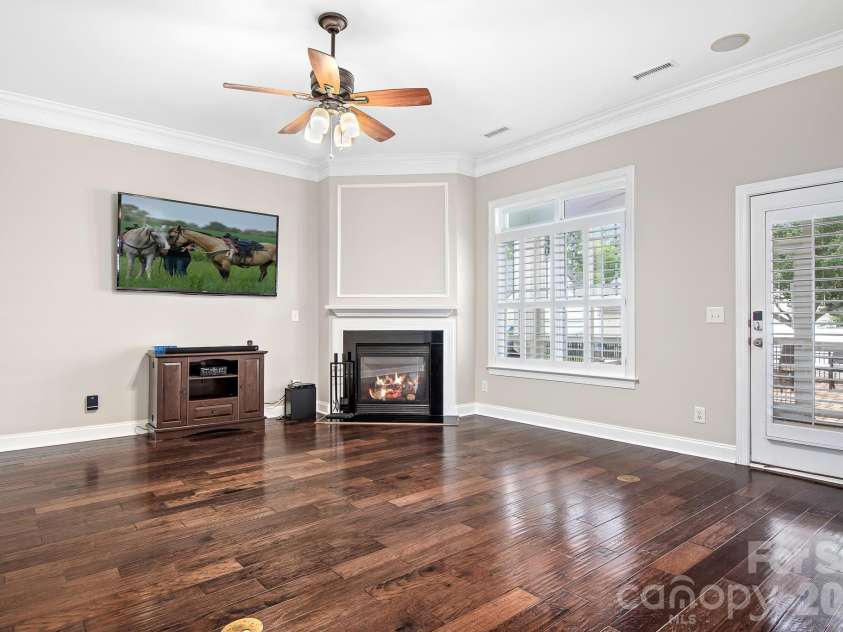 3010 Triple Crown Drive, Indian Trail, NC 28079.  MLS# CAR4354040, YatesRealty ID 13497. Family room