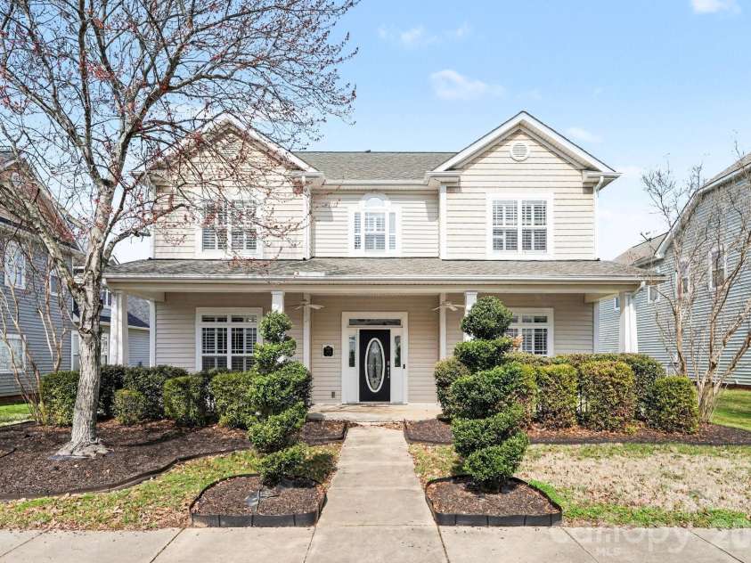 3010 Triple Crown Drive, Indian Trail, NC 28079.  MLS# CAR4354040, YatesRealty ID 13497. Welcome home