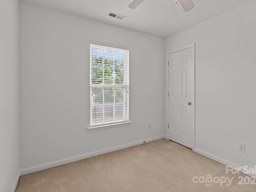 5312 Peach Place Lane, Charlotte, NC 28216.  MLS# CAR4254000, YatesRealty ID 13497. Bedroom #3