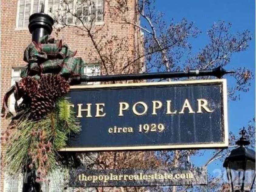 301 10th Street, Charlotte, NC 28202.  MLS# CAR4320449, YatesRealty ID 13498. 