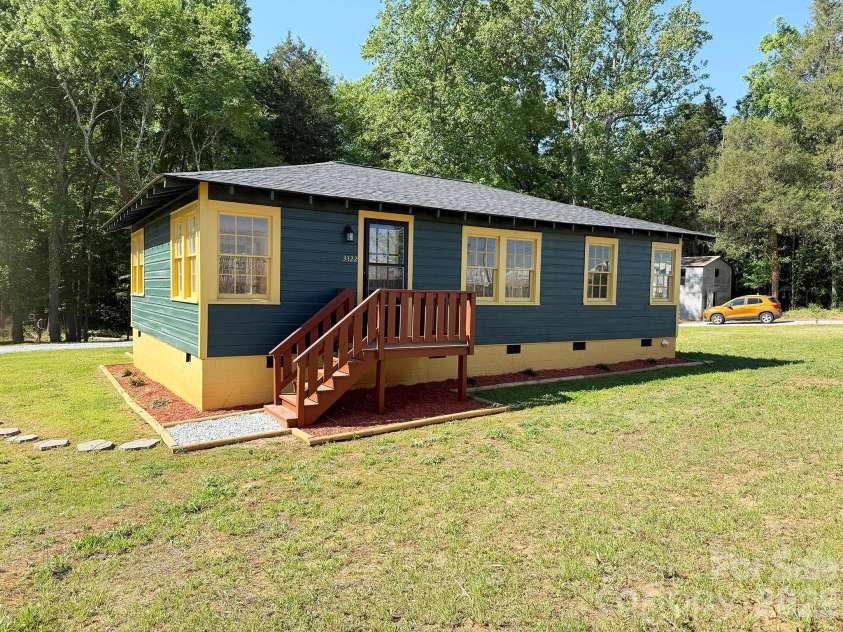 3322 Salisbury Highway, Cleveland, NC 27013.  MLS# CAR4371249, YatesRealty ID 13498. 