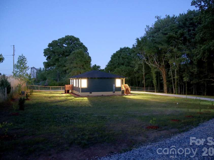 3322 Salisbury Highway, Cleveland, NC 27013.  MLS# CAR4371249, YatesRealty ID 13498. 