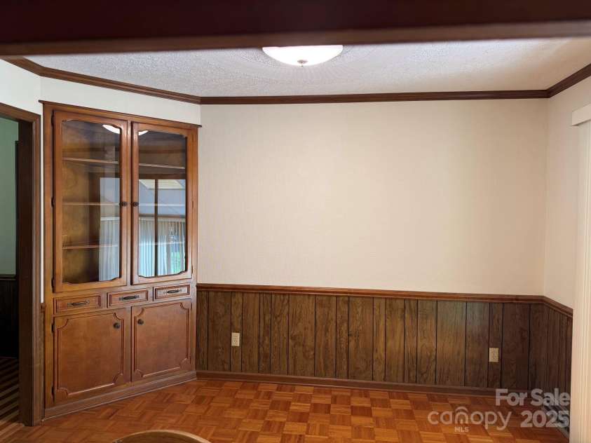 370 Sherrill Farm Road, Lincolnton, NC 28092.  MLS# CAR4249674, YatesRealty ID 1350. 