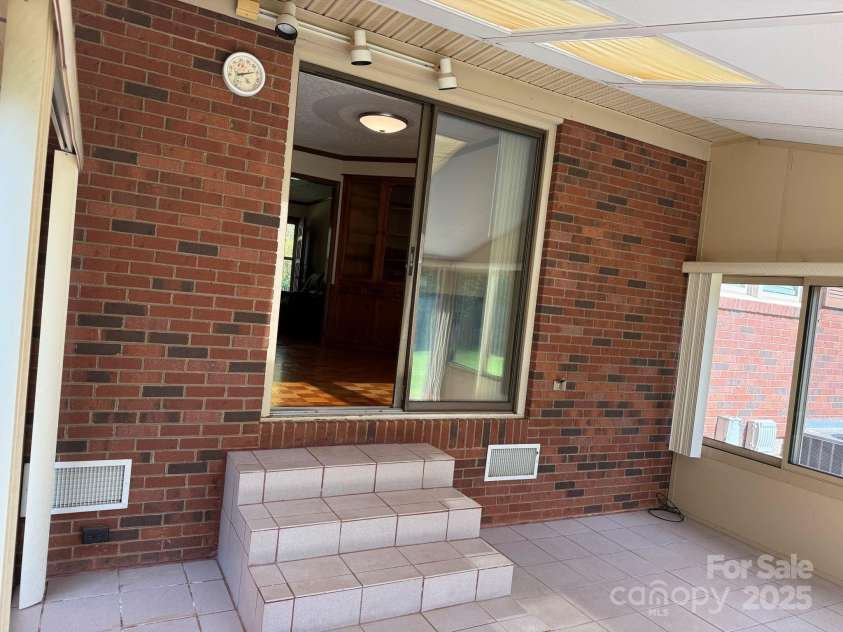 370 Sherrill Farm Road, Lincolnton, NC 28092.  MLS# CAR4249674, YatesRealty ID 1350. 