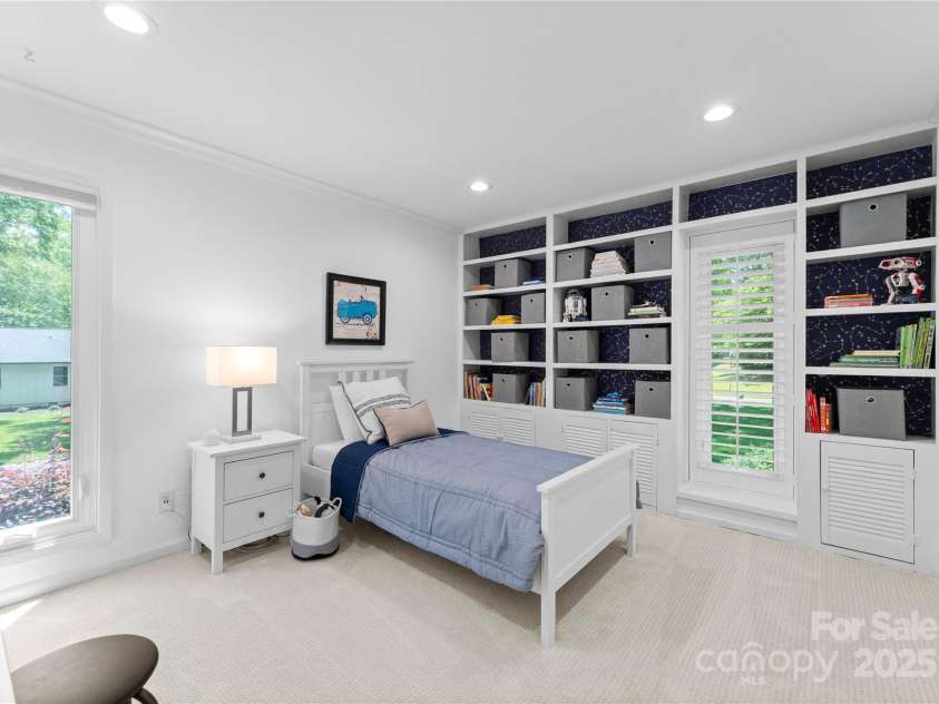 4931 Pine Ridge Road, Charlotte, NC 28226.  MLS# CAR4247609, YatesRealty ID 13500. 