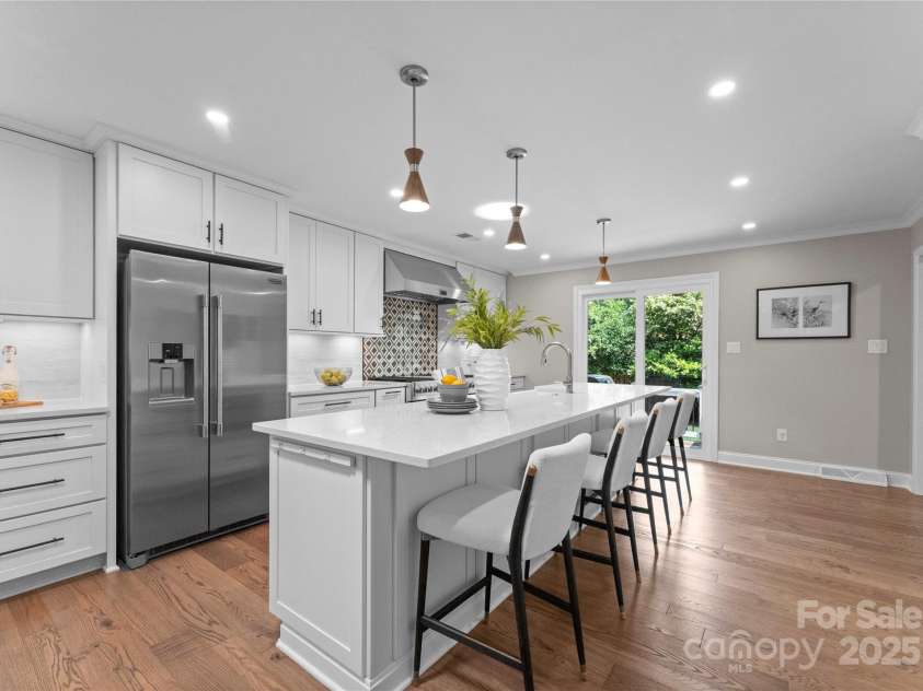 4931 Pine Ridge Road, Charlotte, NC 28226.  MLS# CAR4247609, YatesRealty ID 13500. 