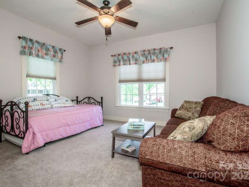 227 Donsdale Drive, Statesville, NC 28625.  MLS# CAR4244676, YatesRealty ID 13501. 