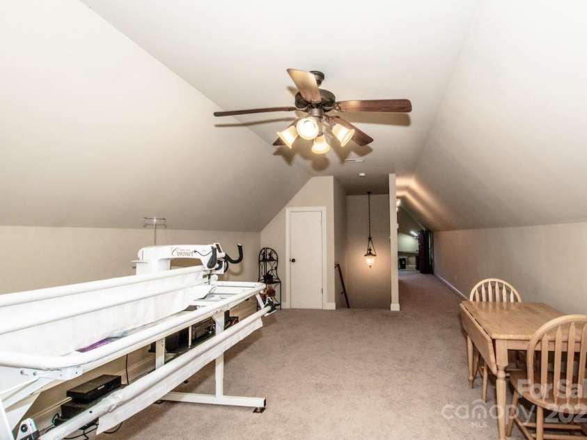 227 Donsdale Drive, Statesville, NC 28625.  MLS# CAR4244676, YatesRealty ID 13501. 