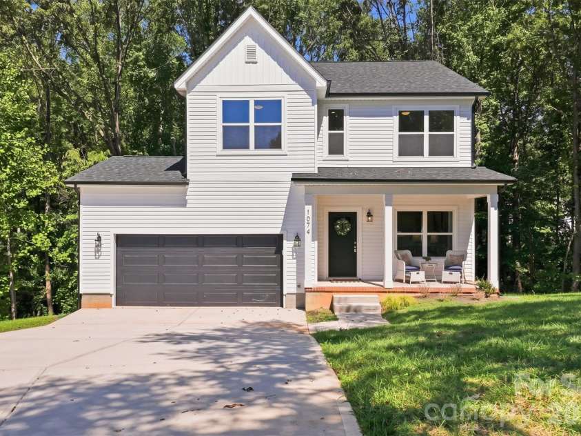 1074 Mackey Court, Gastonia, NC 28056.  MLS# CAR4422714, YatesRealty ID 13502. 