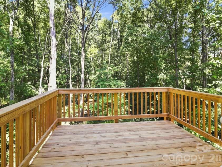 1074 Mackey Court, Gastonia, NC 28056.  MLS# CAR4422714, YatesRealty ID 13502. 
